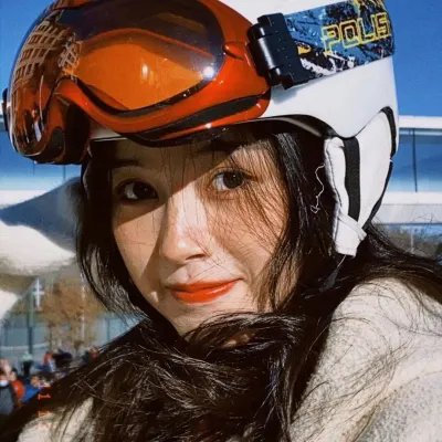 汽车女窃贼